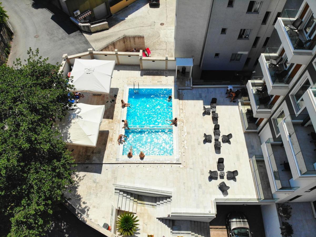 Chill And Go Aparthotel Budva Exterior foto